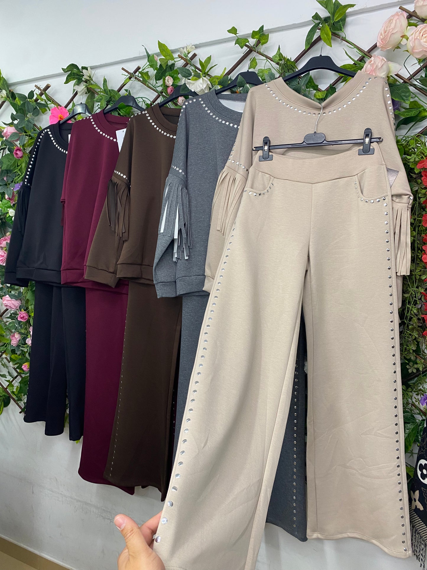 Conjunto InterLock Tachas y Flecos