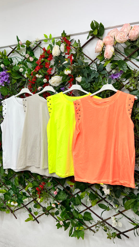 Camiseta Tachas