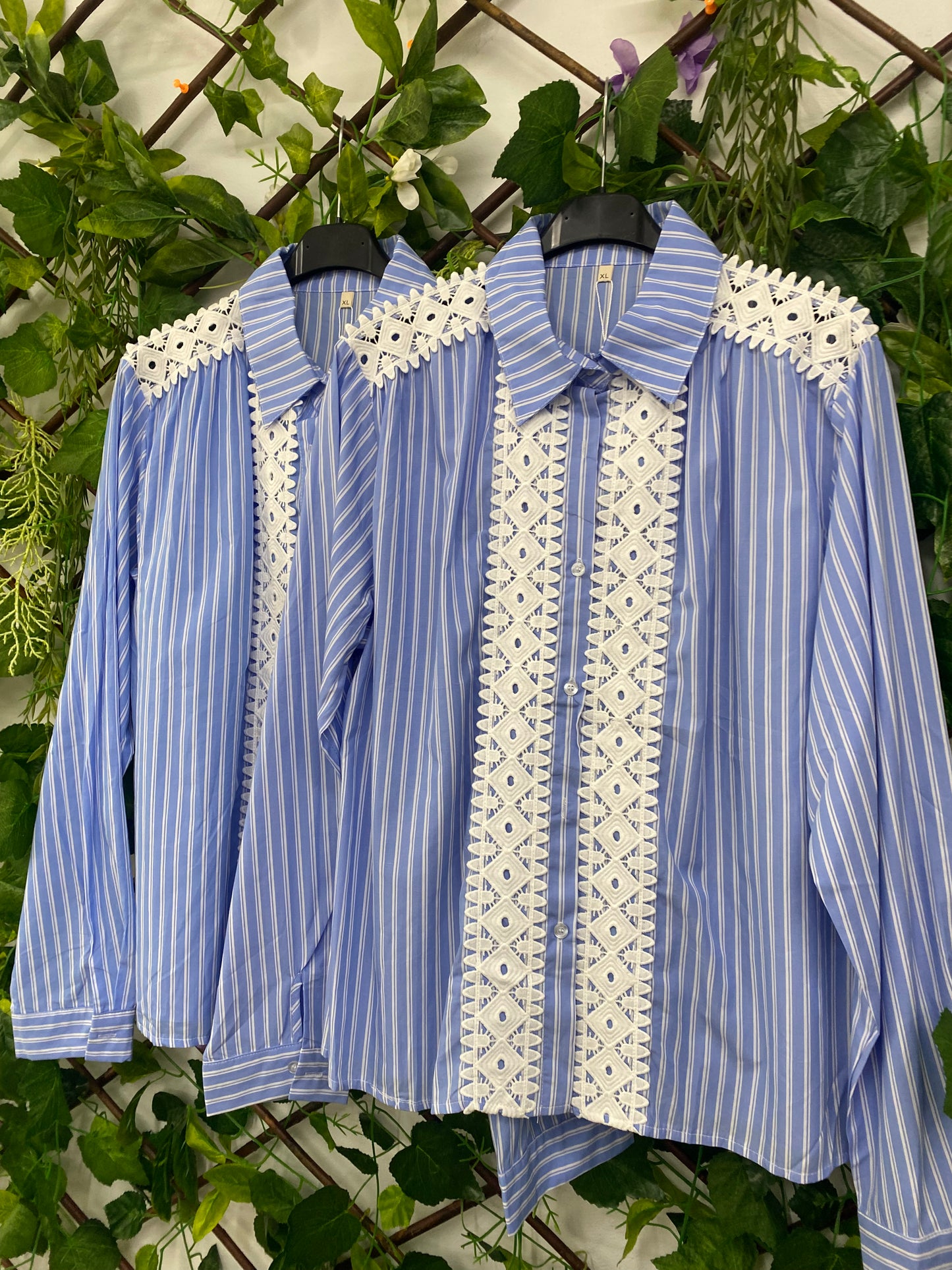 Camisa Rayas y Crochet