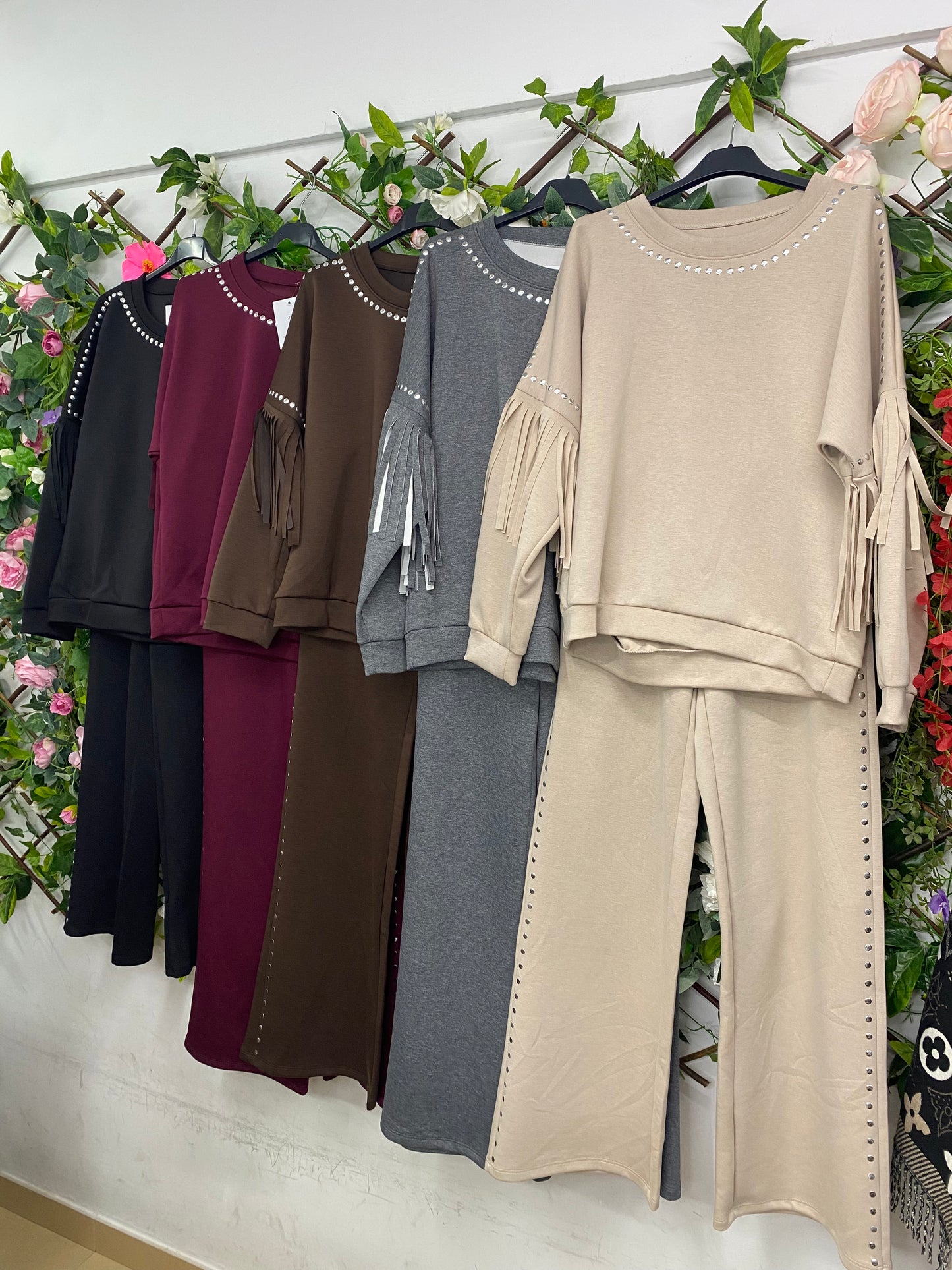 Conjunto InterLock Tachas y Flecos