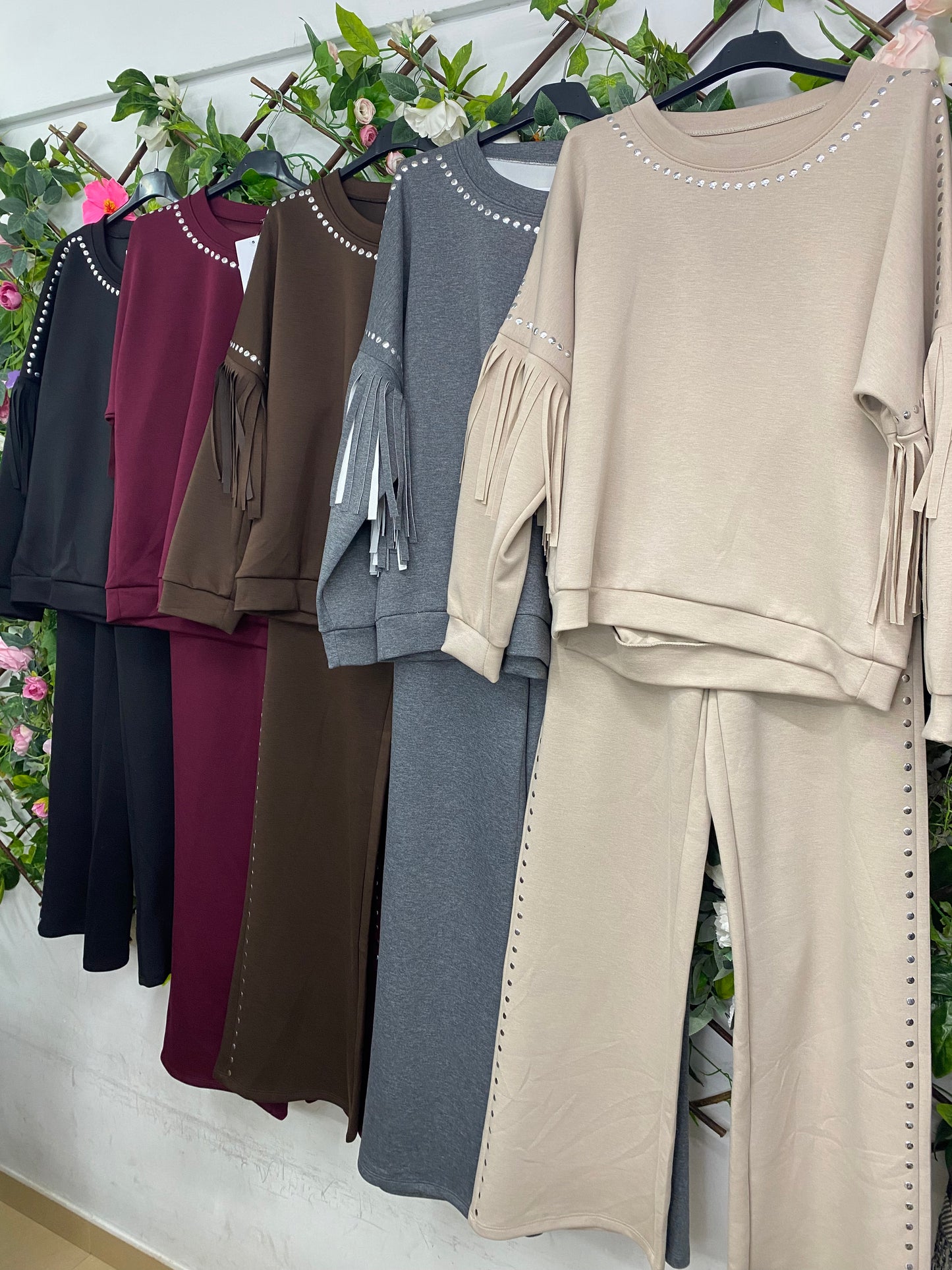 Conjunto InterLock Tachas y Flecos