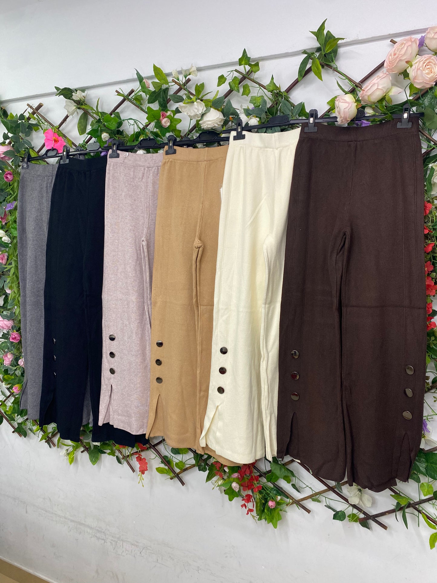 Pantalon Punto Botones Plata