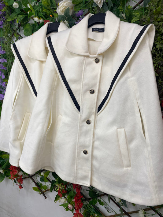 Poncho Estilo Chaqueta