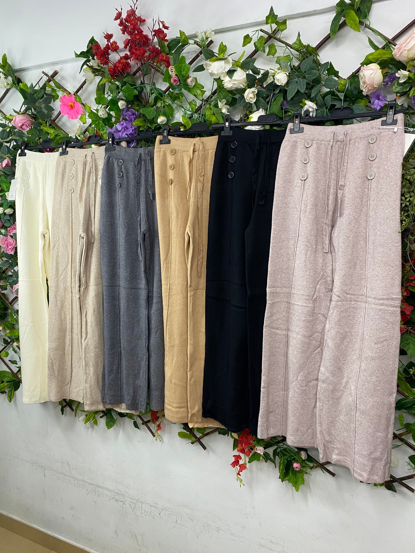 Pantalon Punto Botones Altos