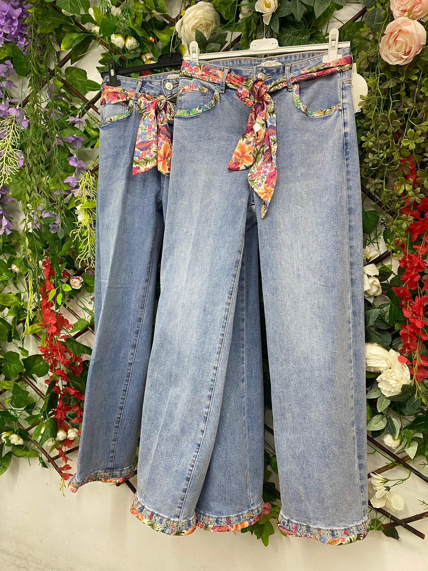Jeans Detalles Bandana Anchos