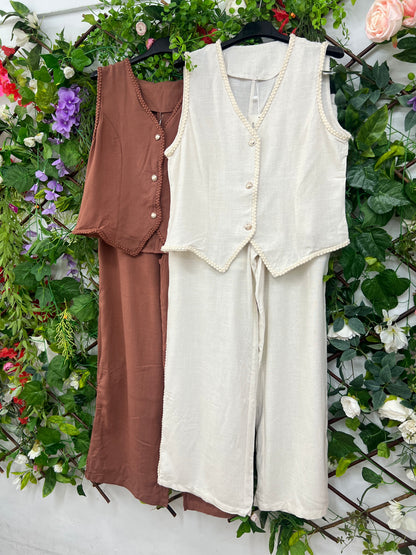 Conjunto Chaleco Bordado