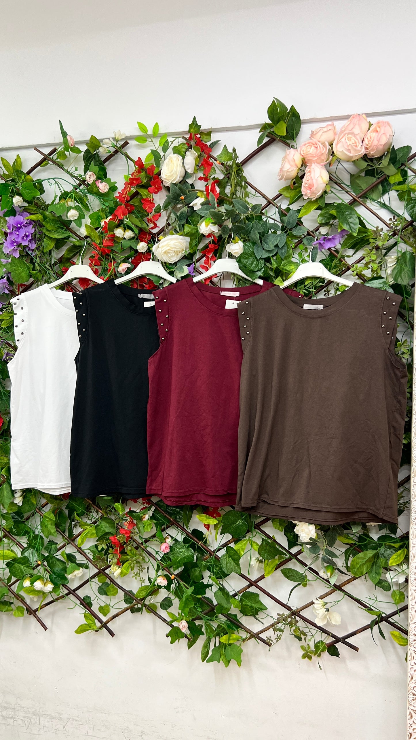 Camiseta Tachas