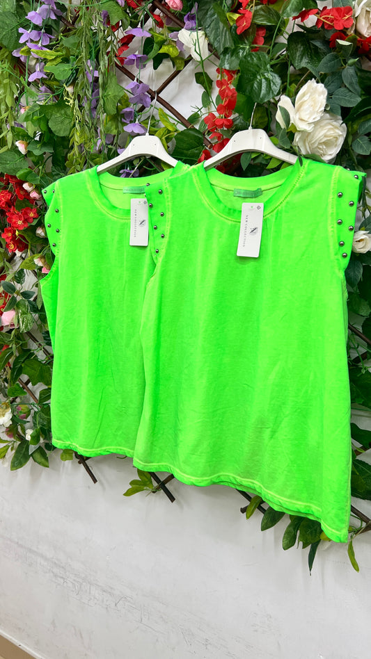 Camiseta Tachas