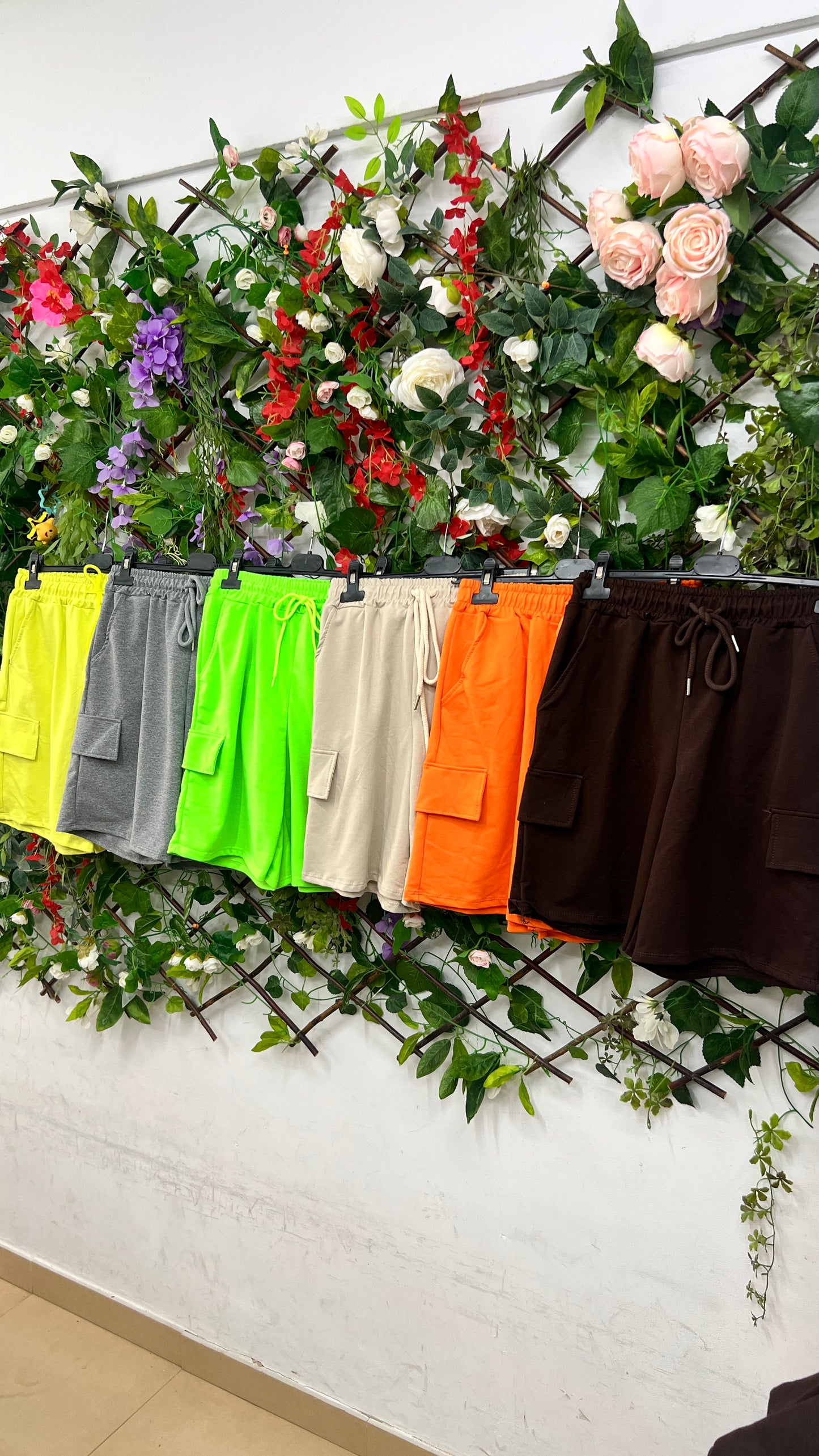 Pantalon Corto Bolsillos