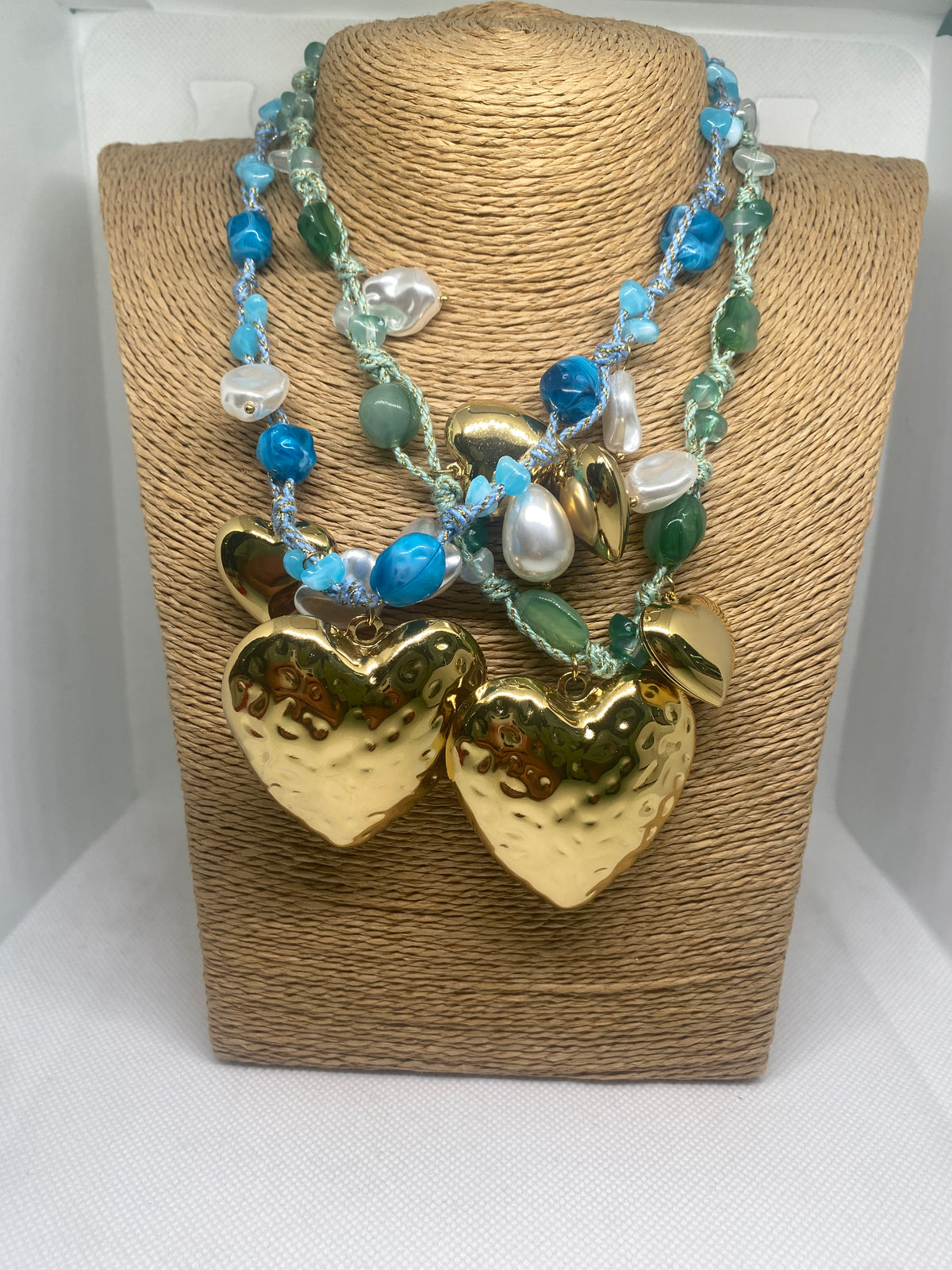 Collar Piedras y Corazones