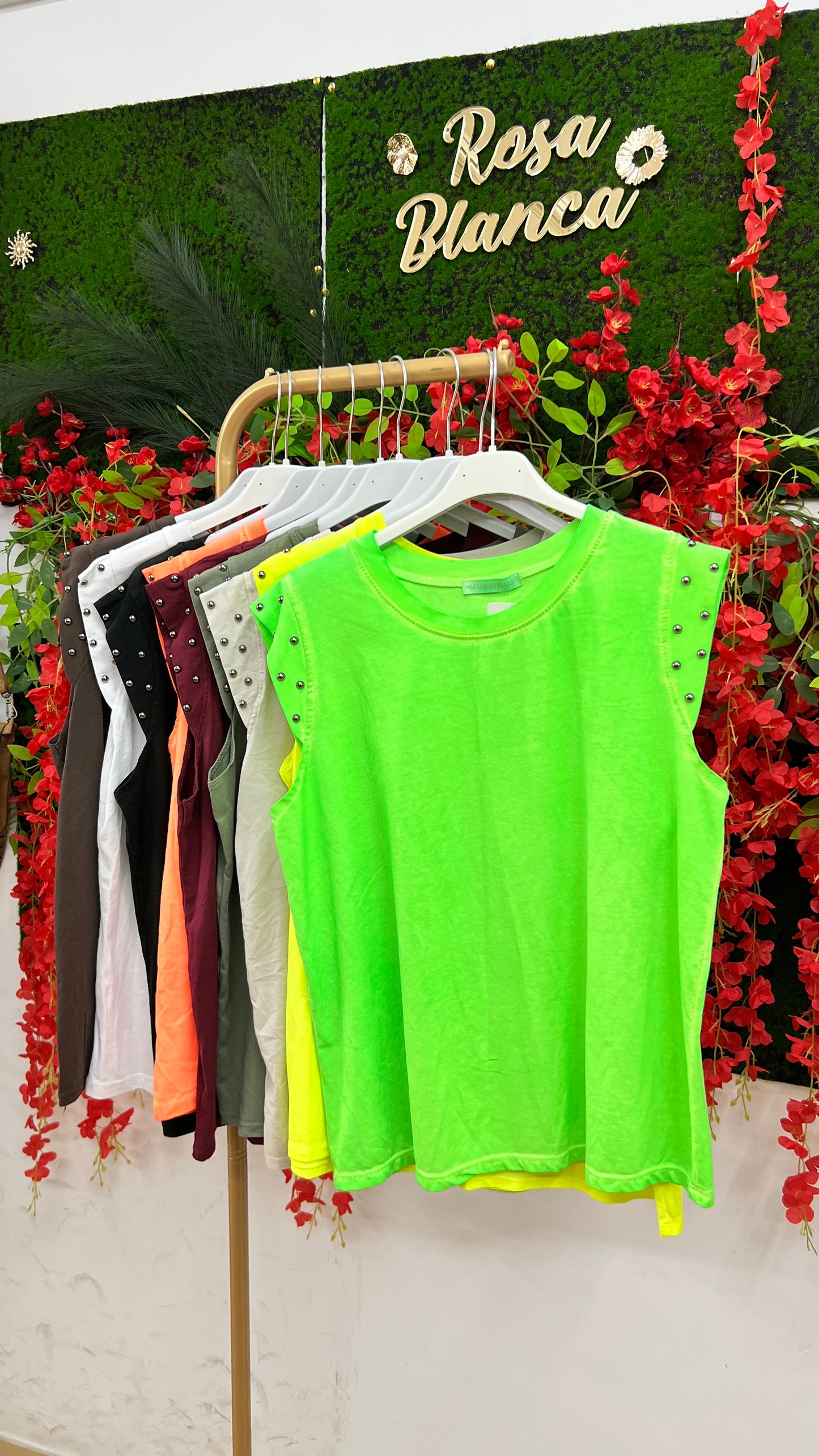 Camiseta Tachas