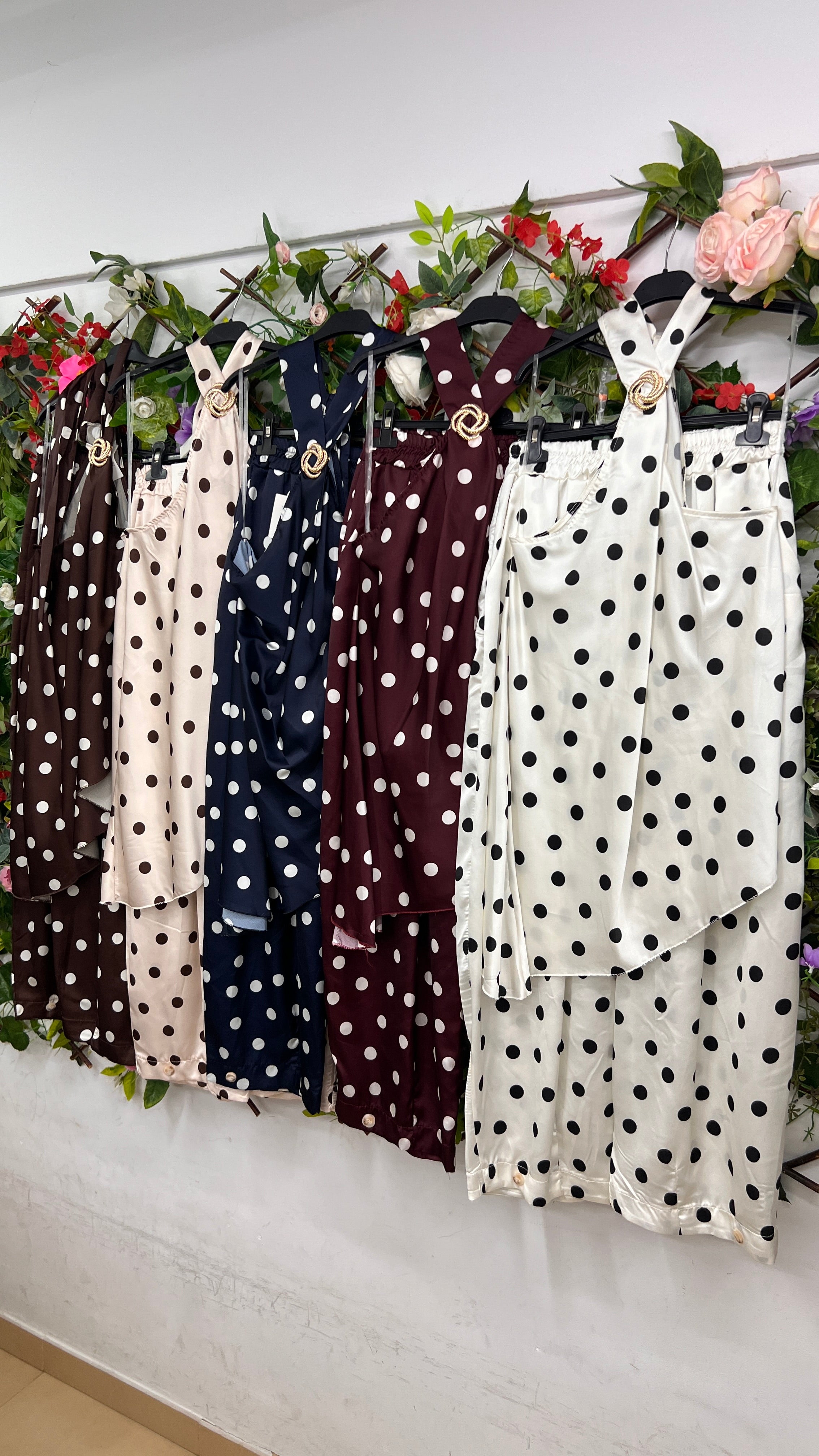 Conjunto Seda Lunares