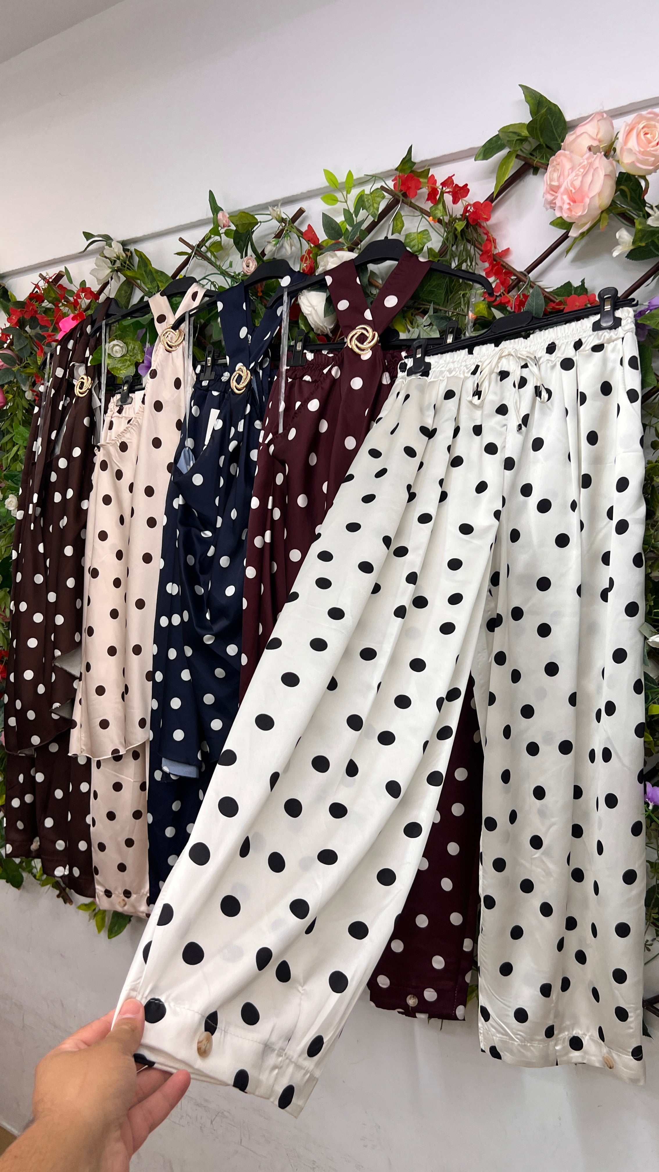 Conjunto Seda Lunares