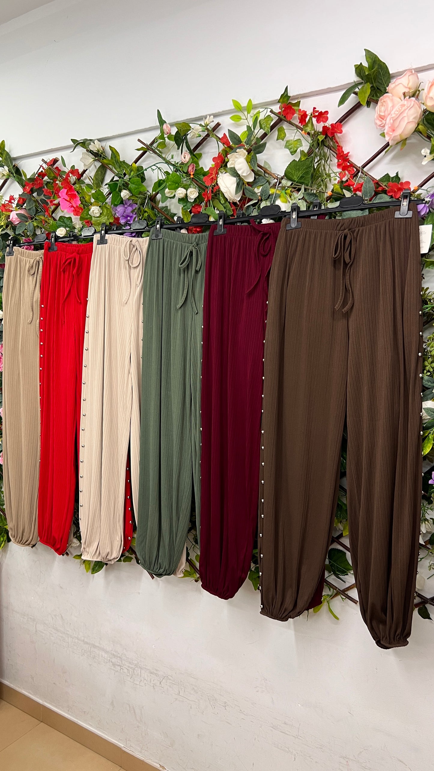 Pantalon Curvy Bombacho Tachas
