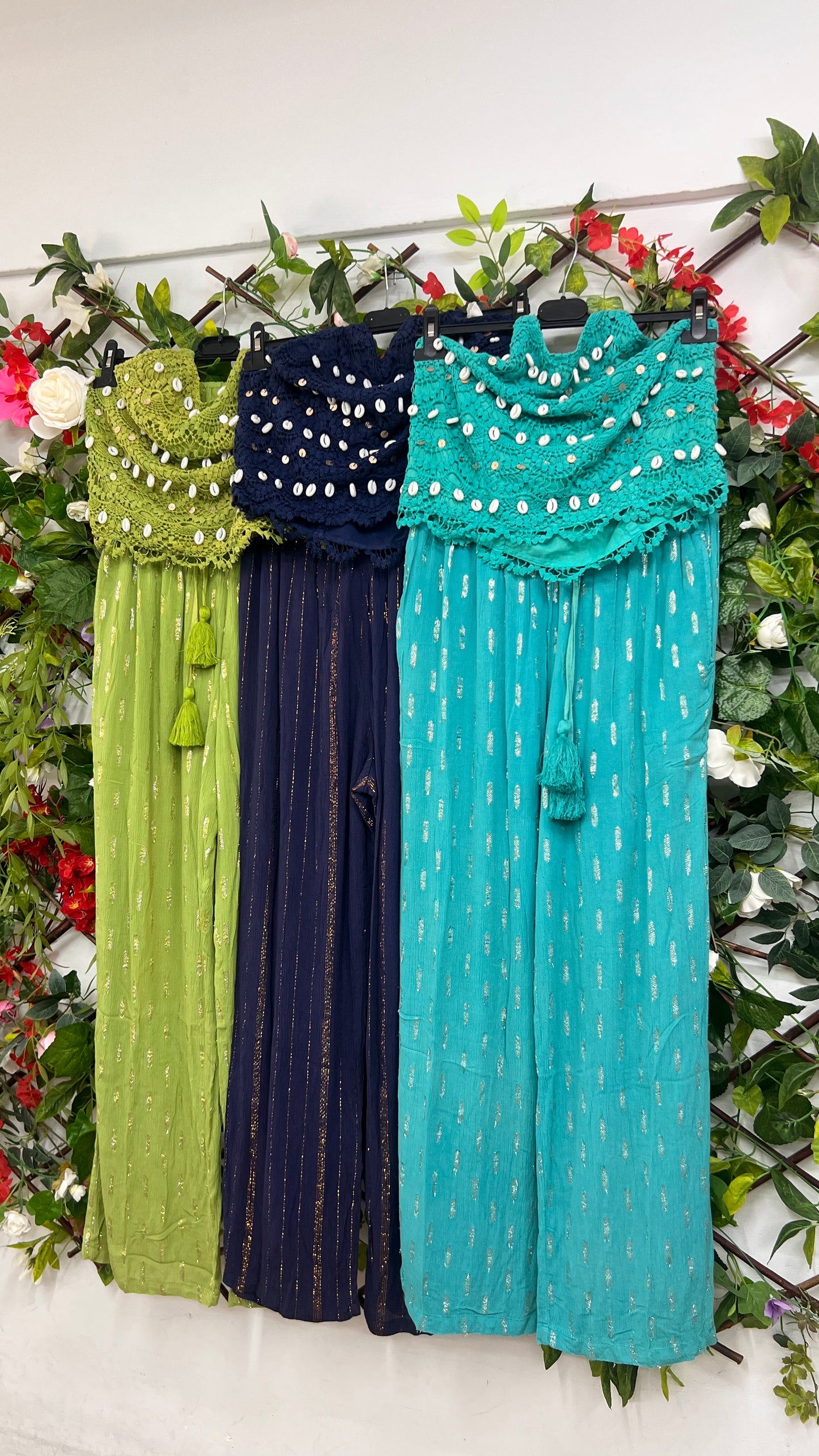 Conjunto Boho Conchas y Borlas