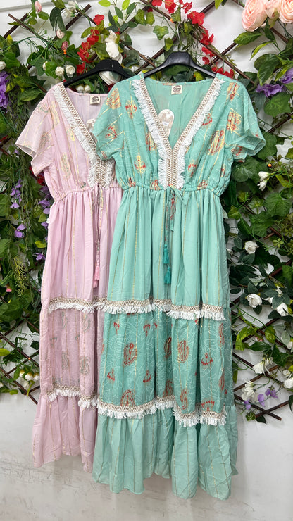 Vestido Indu Flecos y Bordados