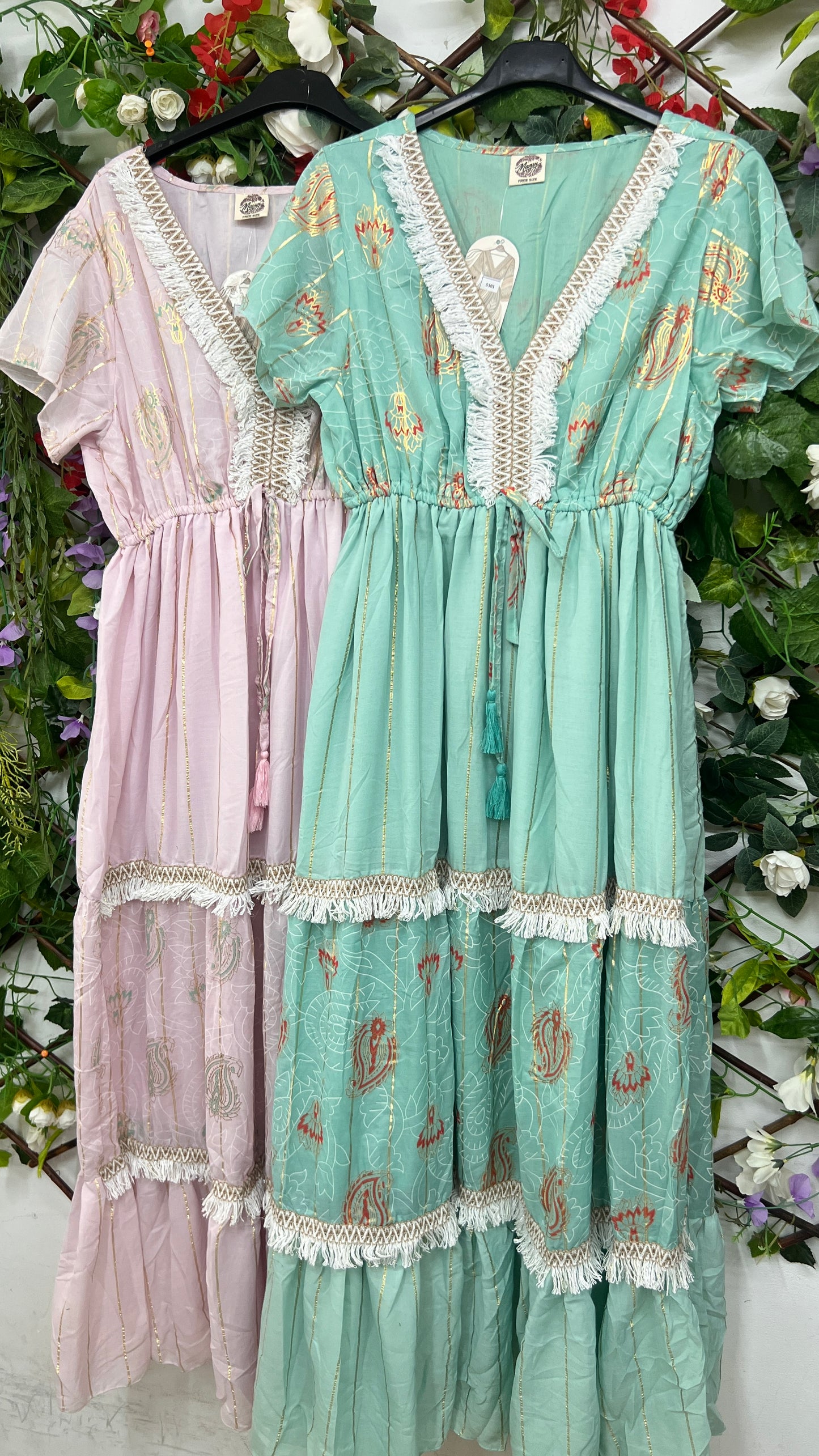 Vestido Indu Flecos y Bordados