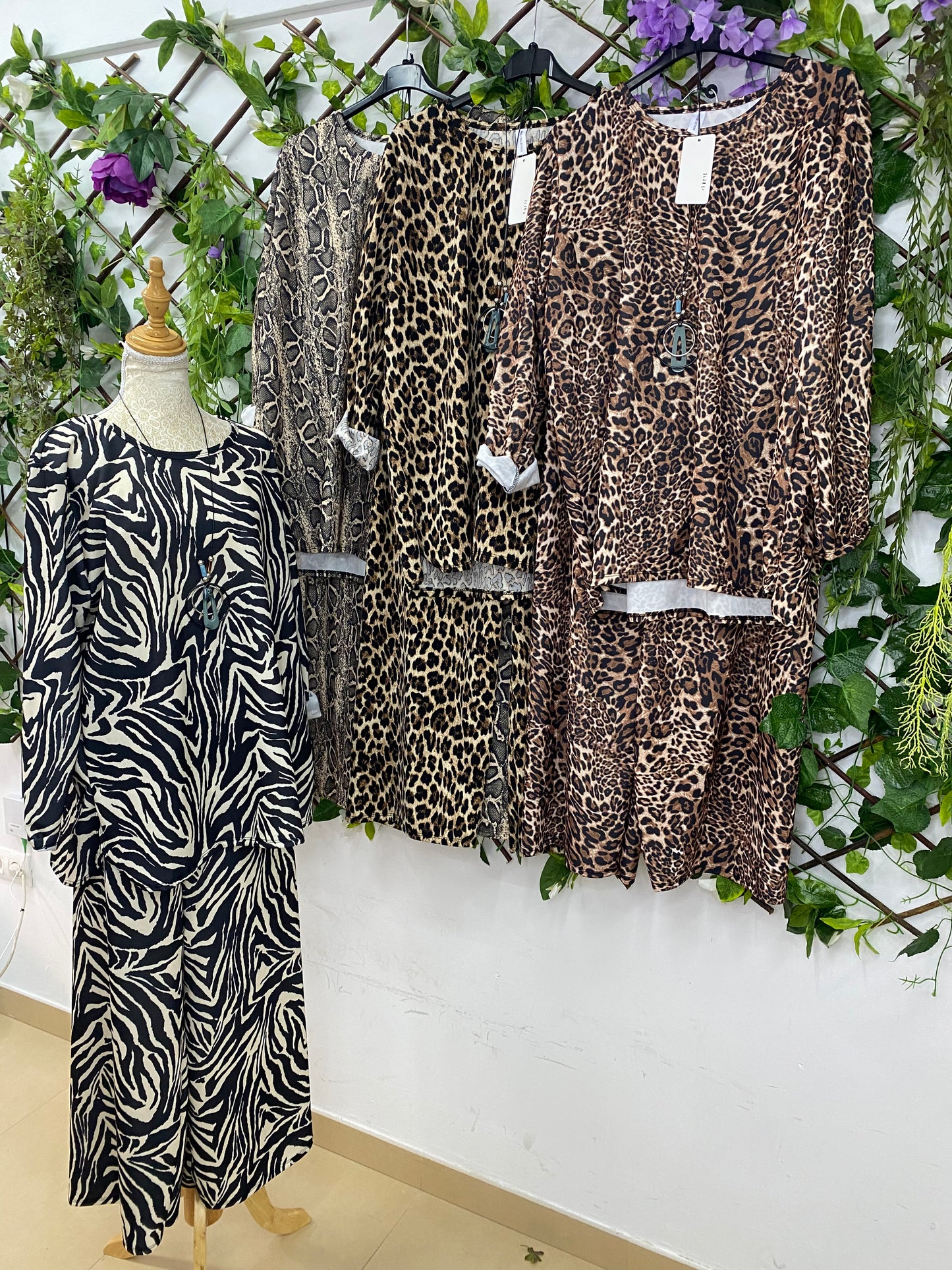 Conjunto Animal Print Curvis