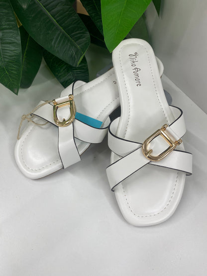 Sandalia Hebilla Blanca