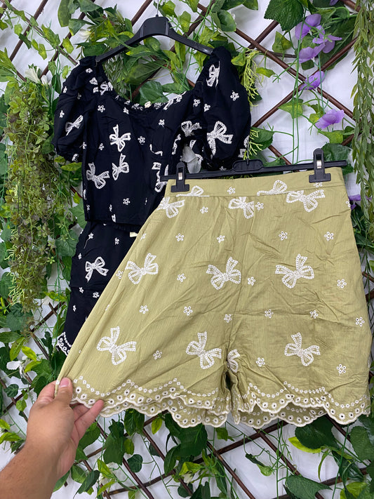 Conjunto Pajarita