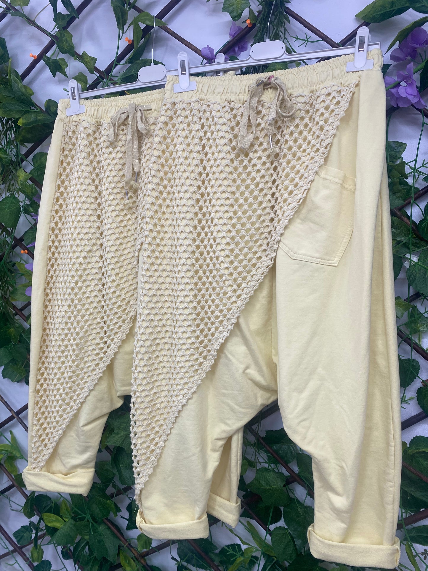 Conjunto Hilo Amarillo Pantalon