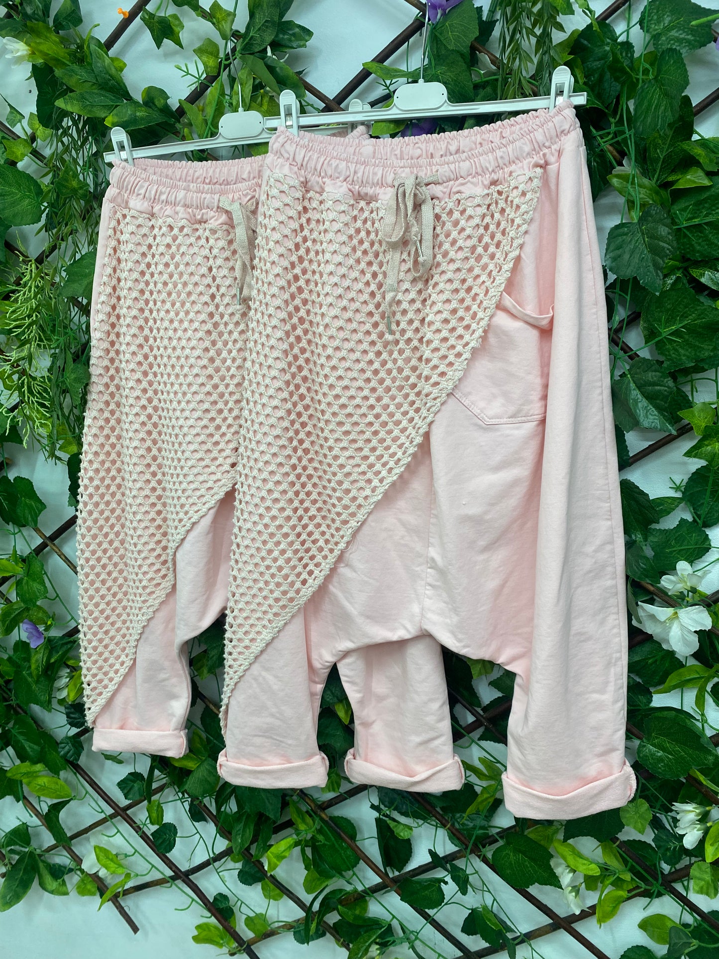 Conjunto Hilo Rosa Pantalon
